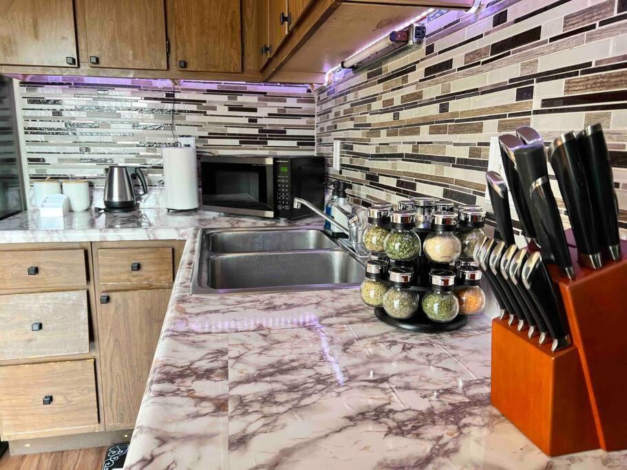 Beautiful 2Br Apartment. Black-Out Curtains Peoria Exterior foto