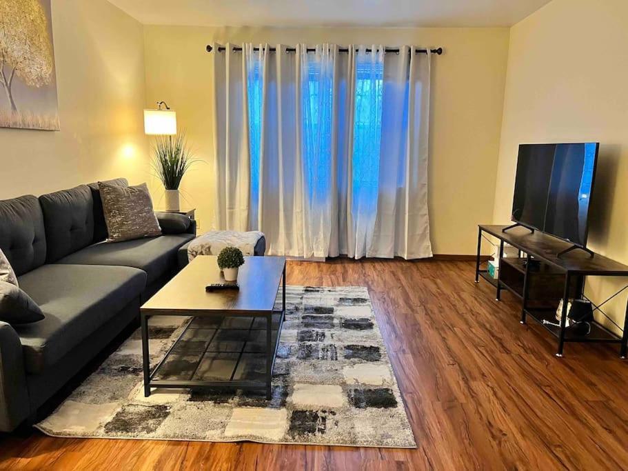 Beautiful 2Br Apartment. Black-Out Curtains Peoria Exterior foto